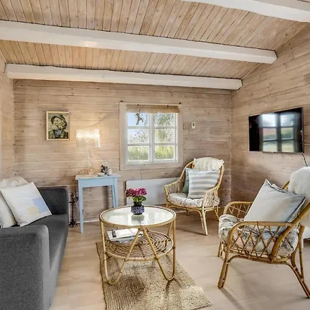 Three-bedroom In *