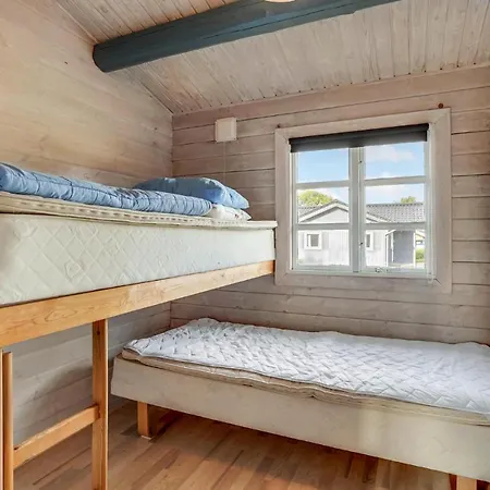Three-bedroom In Hejls